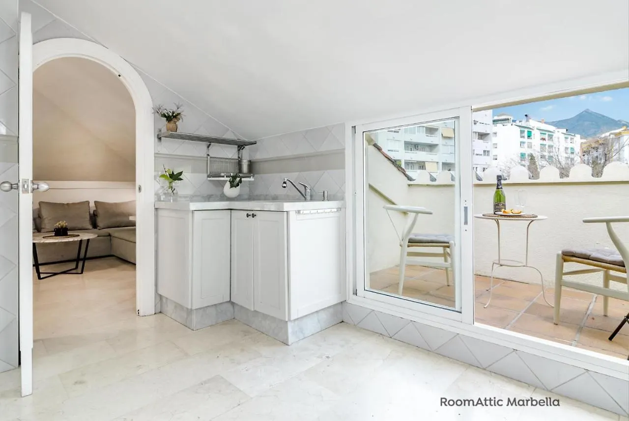 דירה Atico Boutique Romantico En Corazon De Marbella Roomattic